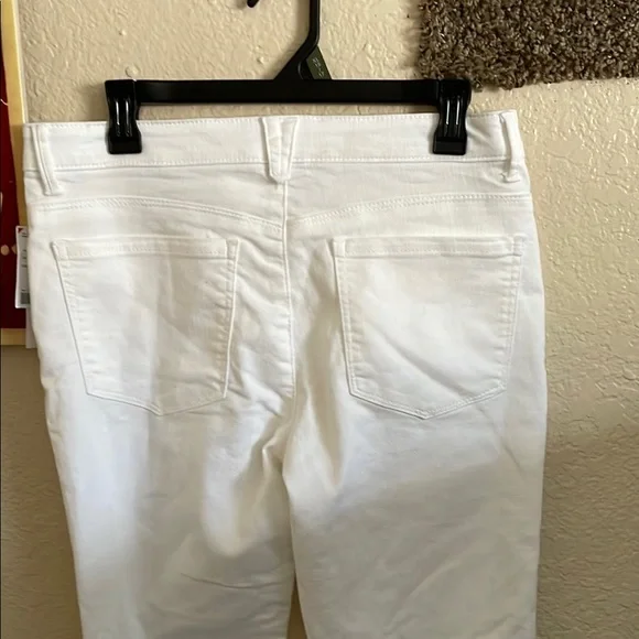 White Button-Fly Jeans - Picture 5 of 5